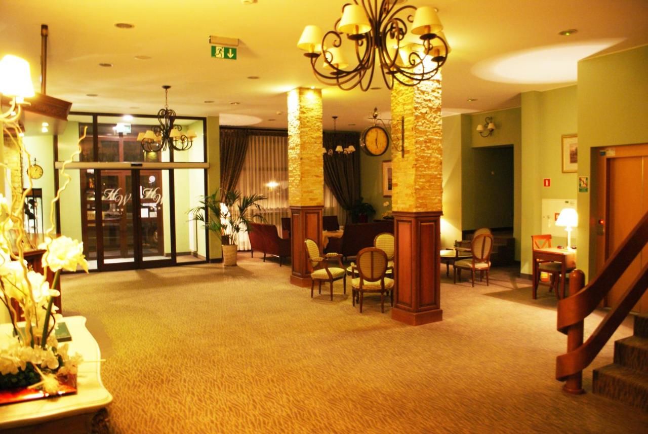 Отель Hotel Wilga by Katowice Airport Пирзовице-16